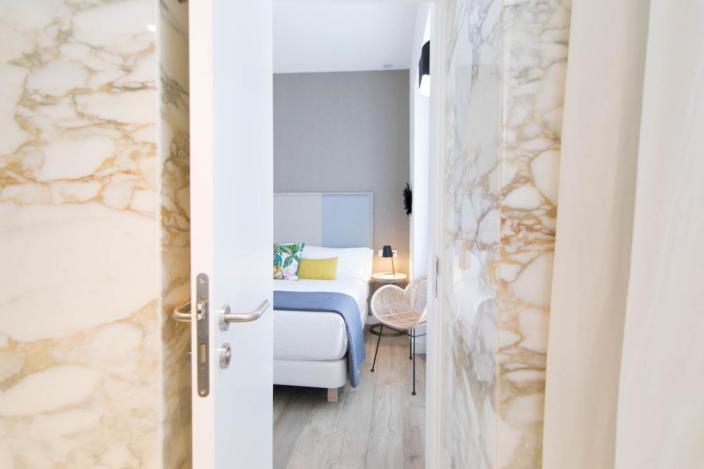 Myr Marques House Hotel บาเลนเซีย ภายนอก รูปภาพ